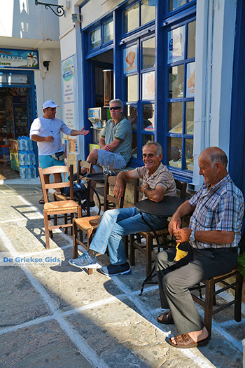 Chora Ios - Eiland Ios - Cycladen Griekenland foto 97 - Foto van https://www.grieksegids.nl/fotos/ios/normaal/eiland-ios-097.jpg