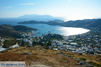 Chora Ios - Eiland Ios - Cycladen Griekenland foto 120 - Foto van https://www.grieksegids.nl/fotos/ios/normaal/eiland-ios-120.jpg