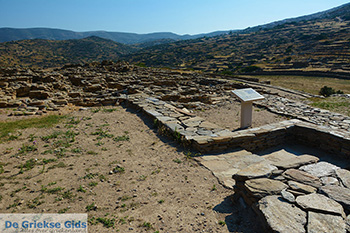 Skarkos Chora Ios - Eiland Ios - Cycladen Griekenland foto 174 - Foto van https://www.grieksegids.nl/fotos/ios/normaal/eiland-ios-174.jpg