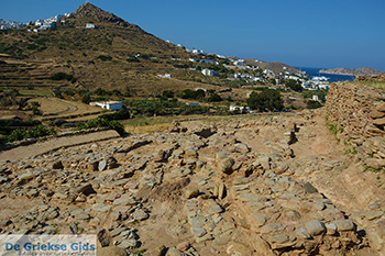 Skarkos Chora Ios - Eiland Ios - Cycladen Griekenland foto 177 - Foto van https://www.grieksegids.nl/fotos/ios/normaal/eiland-ios-177.jpg