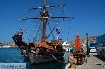 Gialos Ios - Eiland Ios - Cycladen Griekenland foto 192 - Foto van https://www.grieksegids.nl/fotos/ios/normaal/eiland-ios-192.jpg