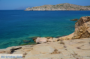 Bij Gialos Ios - Eiland Ios - Cycladen Griekenland foto 208 - Foto van https://www.grieksegids.nl/fotos/ios/normaal/eiland-ios-208.jpg