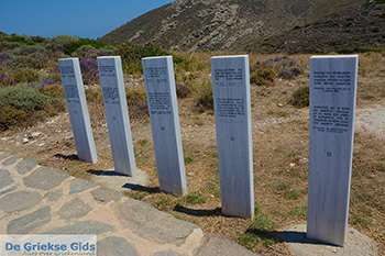 Plakotos Ios - Eiland Ios - Cycladen Griekenland foto 246 - Foto van https://www.grieksegids.nl/fotos/ios/normaal/eiland-ios-246.jpg