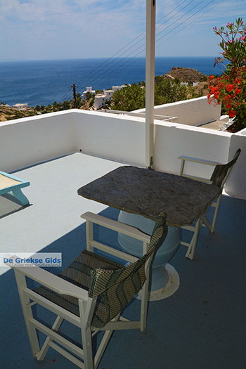 Pavezzo apartments Chora Ios - Eiland Ios - Cycladen foto 395 - Foto van https://www.grieksegids.nl/fotos/ios/normaal/eiland-ios-395.jpg