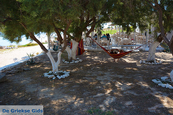 Koumbara Beach Chora Ios - Eiland Ios - Cycladen foto 433 - Foto van https://www.grieksegids.nl/fotos/ios/normaal/eiland-ios-433.jpg
