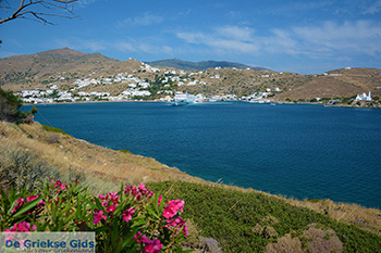 Tzamaria beach Chora Ios - Eiland Ios - Cycladen Griekenland foto 445 - Foto van https://www.grieksegids.nl/fotos/ios/normaal/eiland-ios-445.jpg