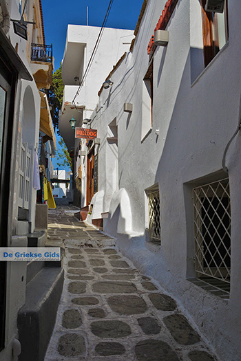 Chora Ios - Eiland Ios - Cycladen Griekenland foto 459 - Foto van https://www.grieksegids.nl/fotos/ios/normaal/eiland-ios-459.jpg