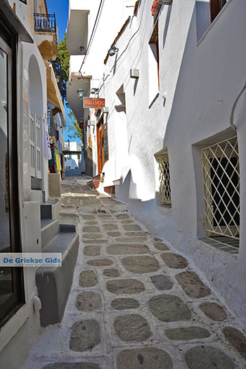 Chora Ios - Eiland Ios - Cycladen Griekenland foto 461 - Foto van https://www.grieksegids.nl/fotos/ios/normaal/eiland-ios-461.jpg
