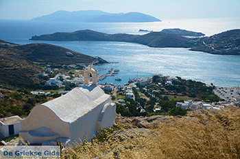 Chora Ios - Eiland Ios - Cycladen Griekenland foto 473 - Foto van https://www.grieksegids.nl/fotos/ios/normaal/eiland-ios-473.jpg