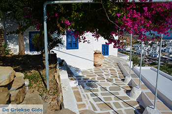 Chora Ios - Eiland Ios - Cycladen Griekenland foto 492 - Foto van https://www.grieksegids.nl/fotos/ios/normaal/eiland-ios-492.jpg