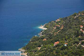 Westkust Ithaki - Ionische eilanden -  Foto 1 - Foto van https://www.grieksegids.nl/fotos/ithaki/350pix/westkust-ithaki-001.jpg