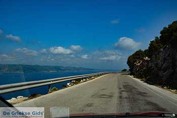 Westkust Ithaki - Ionische eilanden -  Foto 3 - Foto van https://www.grieksegids.nl/fotos/ithaki/350pix/westkust-ithaki-003.jpg