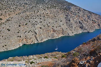 Vathys - Eiland Kalymnos foto 52 - Foto van https://www.grieksegids.nl/fotos/kalymnos/vathy-kalymnos/normaal/vathy-kalymnos-052.jpg