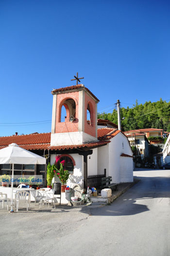 Skala Fourka en Fourka | Kassandra Chalkidiki | Griekenland 2 - Foto van https://www.grieksegids.nl/fotos/kassandra-chalkidiki/normaal/kassandra-chalkidiki-194.jpg