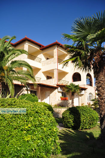 Afytos (Athytos) | Kassandra Chalkidiki | Griekenland 19 - Foto van https://www.grieksegids.nl/fotos/kassandra-chalkidiki/normaal/kassandra-chalkidiki-254.jpg