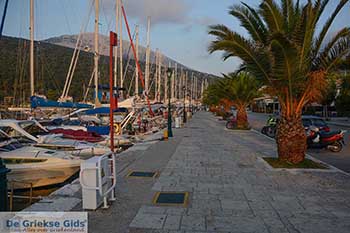 Agia Efimia Kefalonia - 4 - Foto van https://www.grieksegids.nl/fotos/kefalonia/350pix/agia-efimia-kefalonia-004.jpg