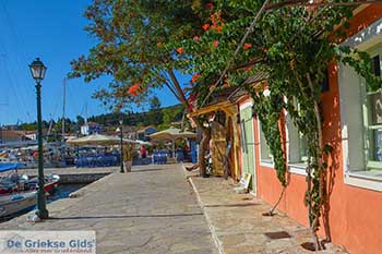 Fiskardo Kefalonia - 4 - Foto van https://www.grieksegids.nl/fotos/kefalonia/350pix/fiskardo-kefalonia-004.jpg
