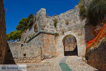 Kastro Agios Georgios Kefalonia - 11 - Foto van https://www.grieksegids.nl/fotos/kefalonia/350pix/kastro-agios-georgios-kefalonia-011.jpg