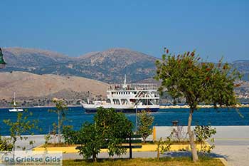 Lixouri Kefalonia - 3 - Foto van https://www.grieksegids.nl/fotos/kefalonia/350pix/lixouri-kefalonia-003.jpg