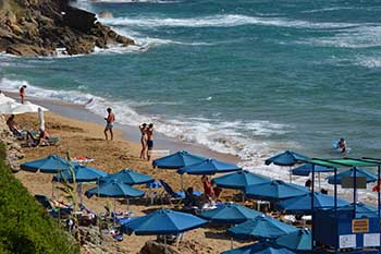 Svoronata Ammes Beach Kefalonia - 4 - Foto van https://www.grieksegids.nl/fotos/kefalonia/350pix/svoronata-ammes-beach-kefalonia-004.jpg