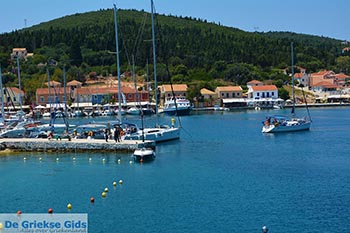 Fiskardo - Kefalonia - Foto 11 - Foto van https://www.grieksegids.nl/fotos/kefalonia/fiskardo/normaal/fiskardo-011.jpg