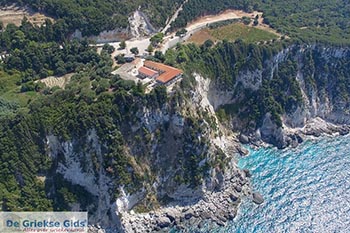 Kipoureon Klooster Kefalonia - Ionische eilanden -  Foto 5 - Foto van https://www.grieksegids.nl/fotos/kefalonia/kipouria/350pix/kipoureon-klooster-kefalonia-005.jpg