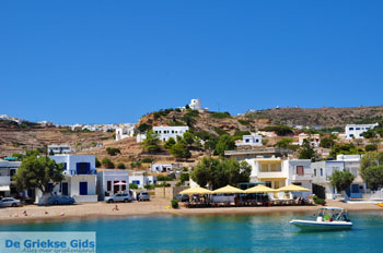 Kimolos dorp en haventje Psathi | Cycladen Griekenland | foto 7 - Foto van https://www.grieksegids.nl/fotos/kimolos/normaal/kimolos-grieksegids-013.jpg