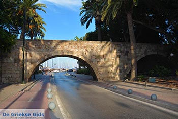 Kos stad - Eiland Kos - Griekse Gids Foto 11 - Foto van https://www.grieksegids.nl/fotos/kos/kos-stad/normaal/kos-stad-011.jpg