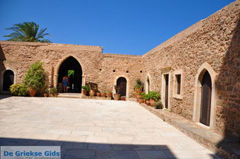 Moni Toplou | Klooster Toplou Lassithi | nr12 - Foto van https://www.grieksegids.nl/fotos/kreta-lassithi/normaal/kreta-grieksegids-122.jpg