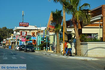 Agia Marina Kreta - Departement Chania - Foto 7 - Foto van https://www.grieksegids.nl/fotos/kreta/agia-marina/normaal/agia-marina-kreta-007.jpg