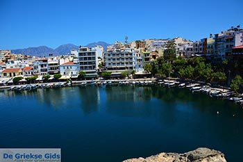 Agios Nikolaos Kreta - Departement Lassithi - Foto 42 - Foto van https://www.grieksegids.nl/fotos/kreta/agios-nikolaos/normaal/agios-nikolaos-kreta-042.jpg