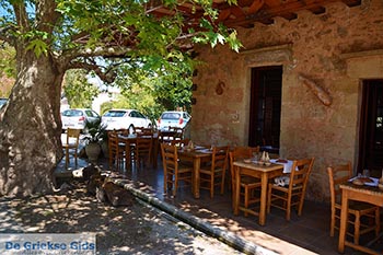Kalyviani Kreta - Departement Chania - Foto 6 - Foto van https://www.grieksegids.nl/fotos/kreta/kalyviani/normaal/kalyviani-kreta-006.jpg