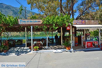 Kournas Kreta - Departement Chania - Foto 2 - Foto van https://www.grieksegids.nl/fotos/kreta/kournas/normaal/kournas-kreta-002.jpg
