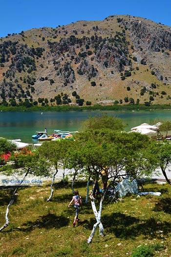 Kournas Kreta - Departement Chania - Foto 22 - Foto van https://www.grieksegids.nl/fotos/kreta/kournas/normaal/kournas-kreta-022.jpg