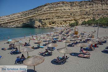 Matala Kreta - De Griekse Gids Foto 2 - Foto van https://www.grieksegids.nl/fotos/kreta/matala/350pix/matala-kreta-002.jpg