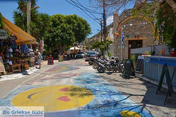 Matala Kreta - De Griekse Gids Foto 63 - Foto van https://www.grieksegids.nl/fotos/kreta/matala/350pix/matala-kreta-063.jpg