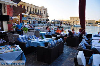 Rethymnon stad | Rethymnon Kreta | Foto 195 - Foto van https://www.grieksegids.nl/fotos/kreta/normaal/kreta-grieksegids-0767.jpg