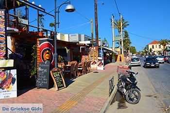 Platanias Kreta - Departement Chania - Foto 37 - Foto van https://www.grieksegids.nl/fotos/kreta/platanias/normaal/platanias-kreta-037.jpg