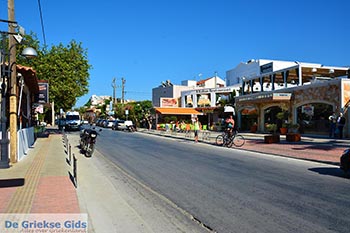 Platanias Kreta - Departement Chania - Foto 41 - Foto van https://www.grieksegids.nl/fotos/kreta/platanias/normaal/platanias-kreta-041.jpg