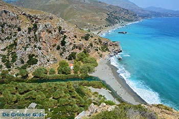 Preveli beach Kreta - Departement Rethymnon - Foto 4 - Foto van https://www.grieksegids.nl/fotos/kreta/preveli/normaal/preveli-beach-kreta-004.jpg