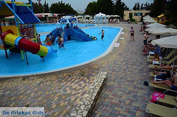 Varipetro Kreta - Departement Chania - Foto 10 - Foto van https://www.grieksegids.nl/fotos/kreta/varipetro/normaal/varipetro-kreta-010.jpg
