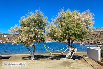 Agia Irini Kythnos - Cycladen Griekenland  - Foto van https://www.grieksegids.nl/fotos/kythnos/normaal/agia-irini-kythnos-007.jpg