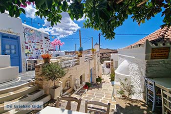 Chora Kythnos - Cycladen Griekenland  - Foto van https://www.grieksegids.nl/fotos/kythnos/normaal/chora-kythnos-001.jpg