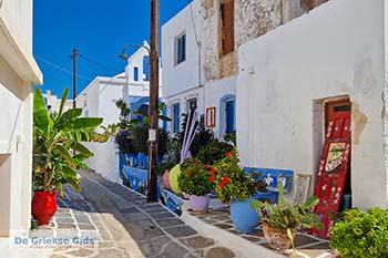 Chora Kythnos - Cycladen Griekenland  - Foto van https://www.grieksegids.nl/fotos/kythnos/normaal/chora-kythnos-010.jpg