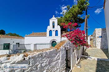 Dryopida Kythnos - Cycladen Griekenland  - Foto van https://www.grieksegids.nl/fotos/kythnos/normaal/dryopida-kythnos-012.jpg