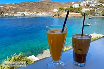 Kanala Kythnos - Cycladen Griekenland  - Foto van https://www.grieksegids.nl/fotos/kythnos/normaal/kanala-kythnos-008.jpg