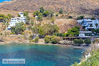 Martinakia Kythnos - Cycladen Griekenland  - Foto van https://www.grieksegids.nl/fotos/kythnos/normaal/martinakia-kythnos-004.jpg