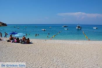 Agios Nikitas - Eiland Lefkas -  Foto 6 - Foto van https://www.grieksegids.nl/fotos/lefkas/agios-nikitas/normaal/agios-nikitas-006.jpg