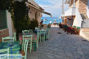 Agios Nikitas - Eiland Lefkas -  Foto 34 - Foto van https://www.grieksegids.nl/fotos/lefkas/agios-nikitas/normaal/agios-nikitas-034.jpg