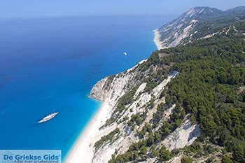 Egremni - Eiland Lefkas -  Foto 14 - Foto van https://www.grieksegids.nl/fotos/lefkas/egremni/normaal/egremni-014.jpg